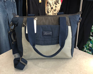 6783 Spirit Large Hand Shoulder Bag