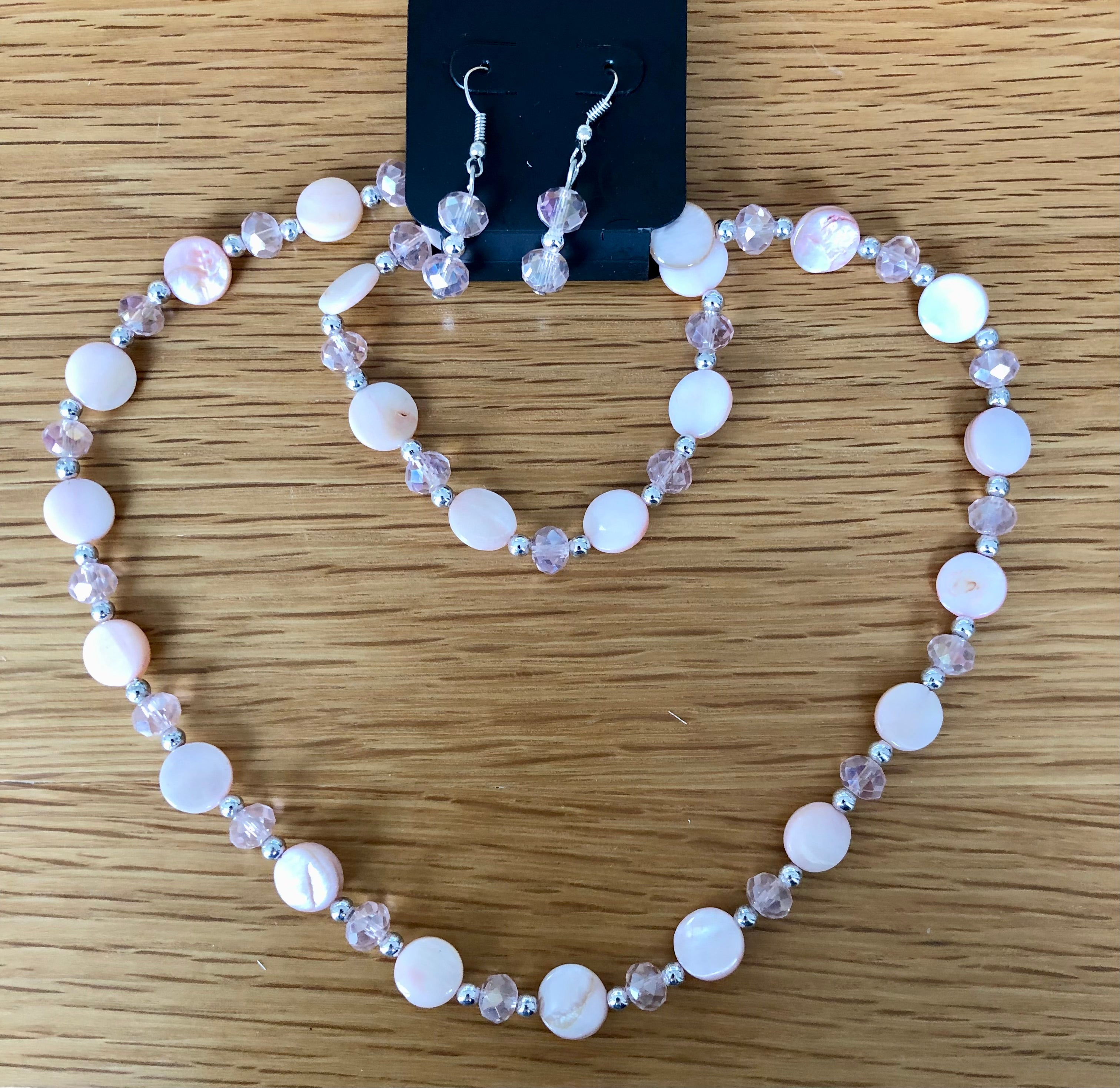 Shell Necklace, Earrings and Bracelet Set