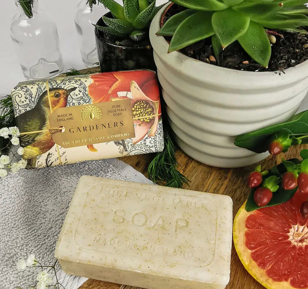 Anniversary Collection Gardeners Pink Grapefruit Exfoliating Soap